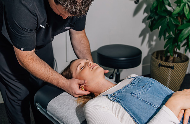 Freedom Integrated Medicine chiropractor South Jordan UT providing neck pain treatment services | chiropractor in South Jordan Utah